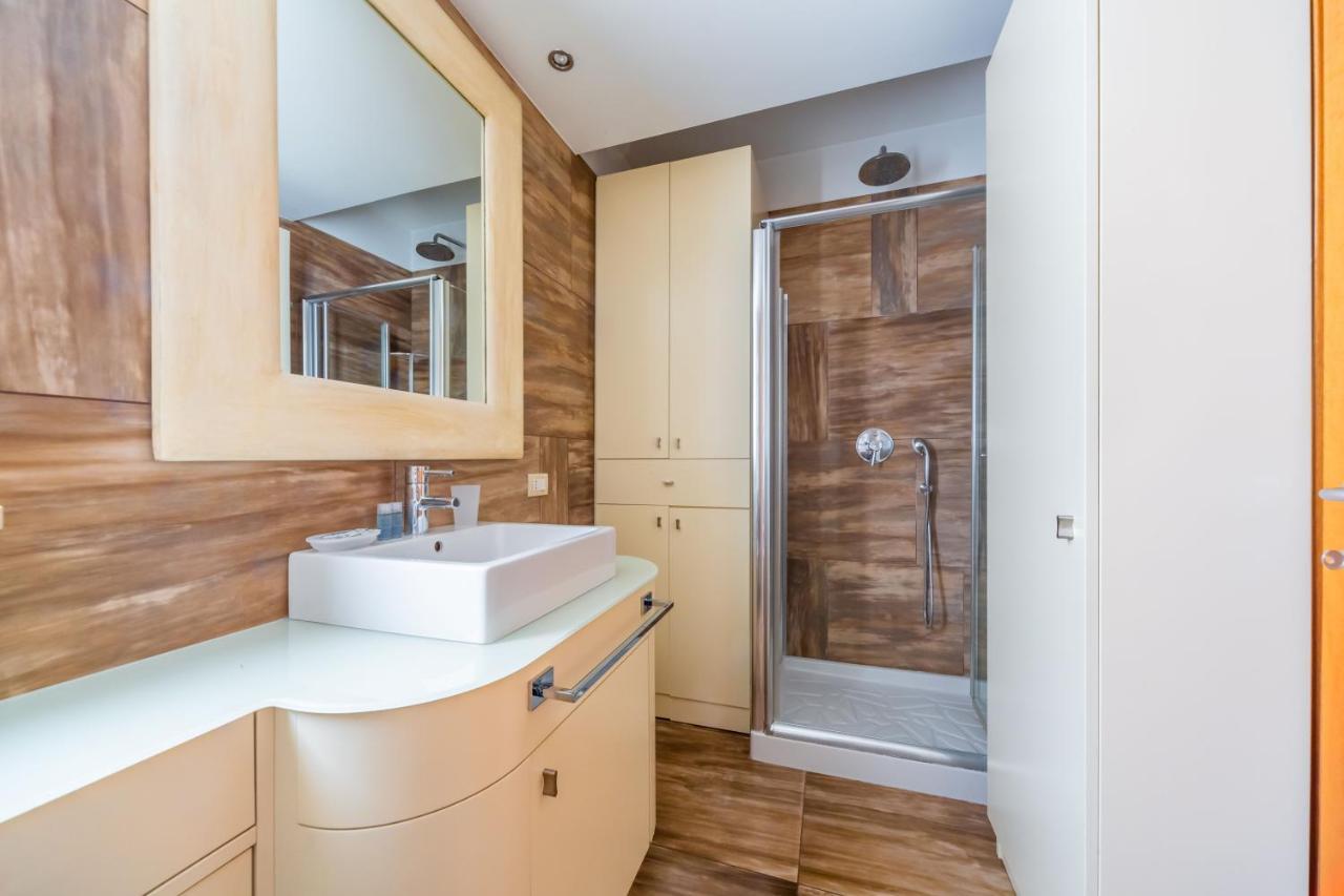 Cozy Apt - Corso Vercelli & Conciliazione M1 Milán Exteriér fotografie