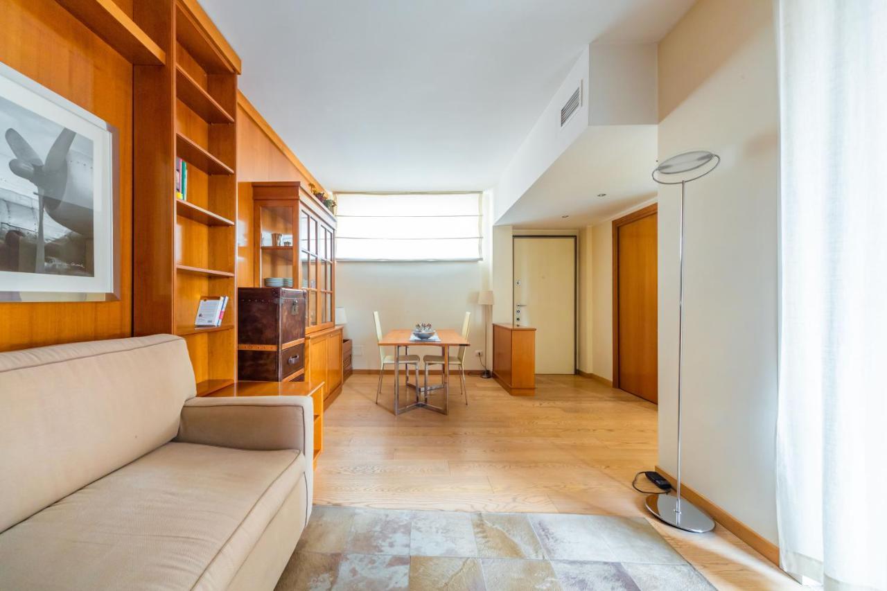 Cozy Apt - Corso Vercelli & Conciliazione M1 Milán Exteriér fotografie