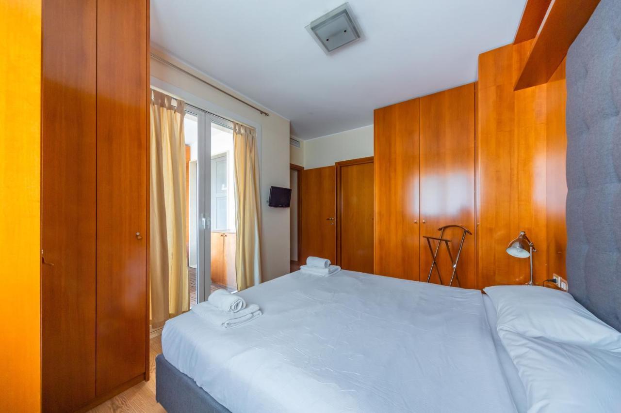Cozy Apt - Corso Vercelli & Conciliazione M1 Milán Exteriér fotografie