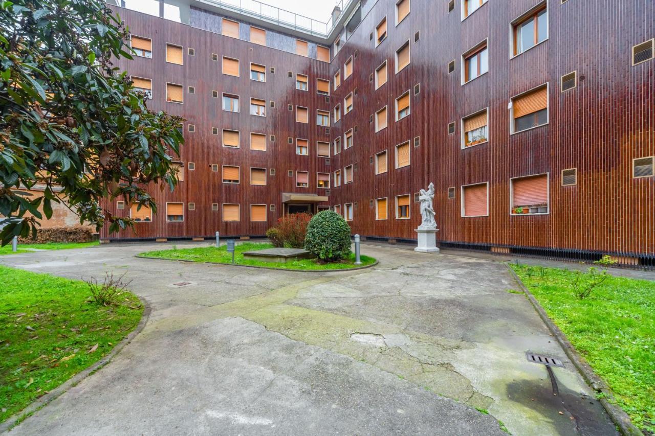 Cozy Apt - Corso Vercelli & Conciliazione M1 Milán Exteriér fotografie